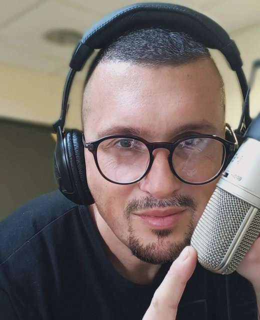 Milinko Mile Vasiljevic, spiker, novinar, audio producent, voice over, loznica 2.jpg, 138 KB