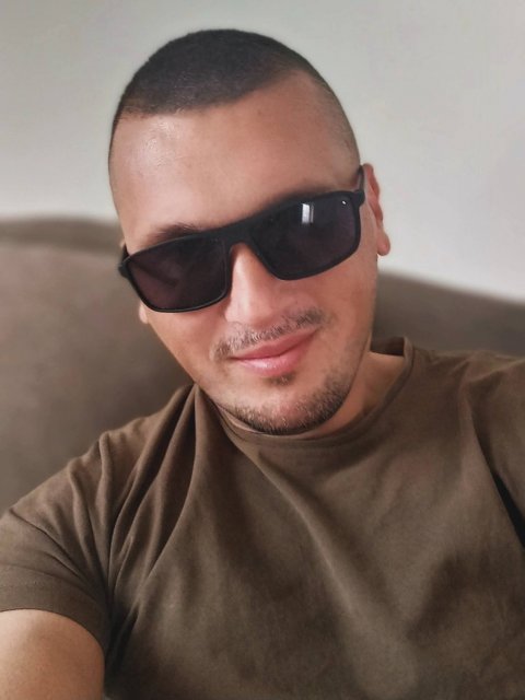 Milinko Mile Vasiljevic, spiker, novinar, audio producent, voice over, loznica 4.jpg, 140 KB