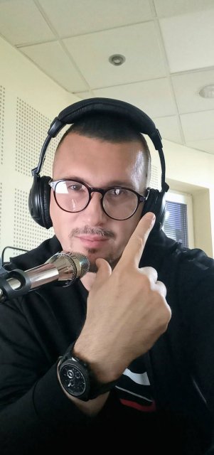 Milinko Mile Vasiljevic, spiker, novinar, audio producent, voice over, loznica 8.jpg, 89 KB