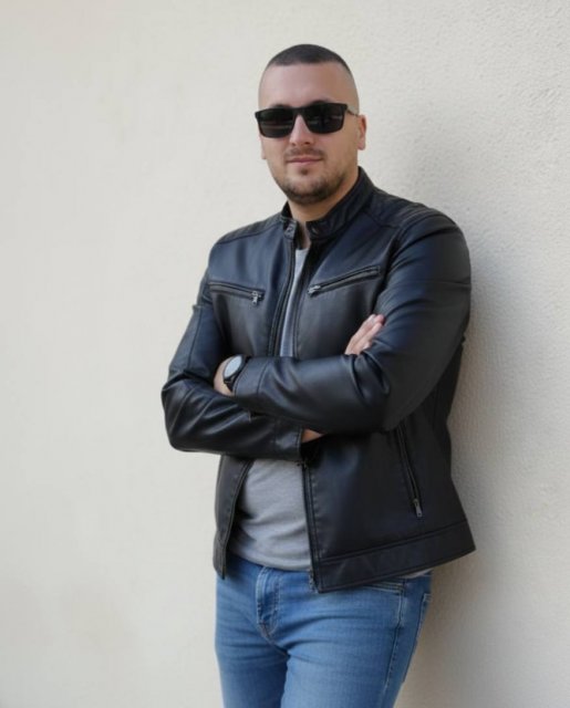 Milinko Mile Vasiljevic, spiker, novinar, audio producent, voice over, loznica 9.jpg, 56 KB